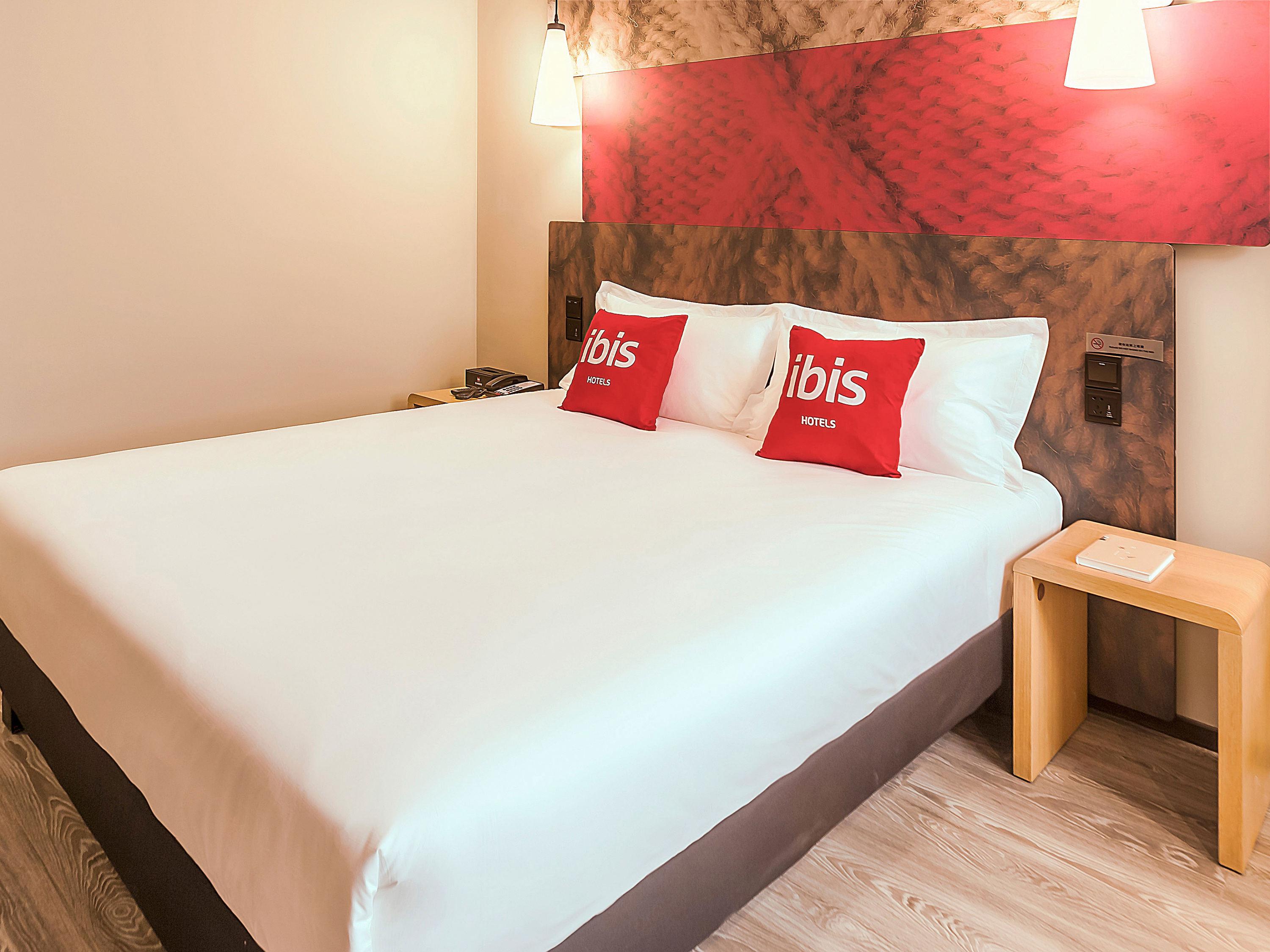 ibis Zhengzhou Longhai Road Bagian luar foto