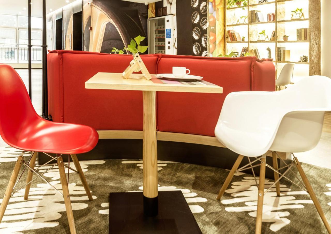 ibis Zhengzhou Longhai Road Bagian luar foto